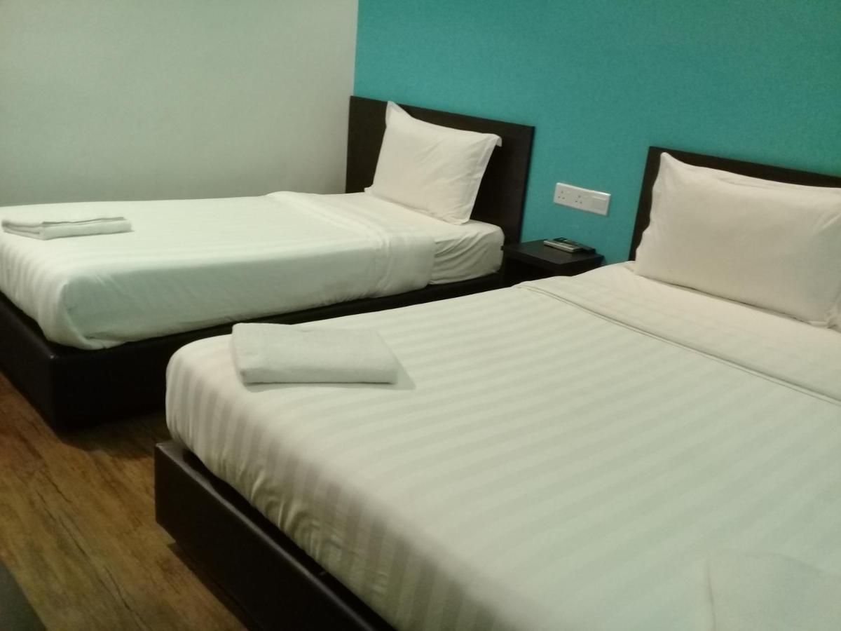 Clover Hotel Ипох Екстериор снимка