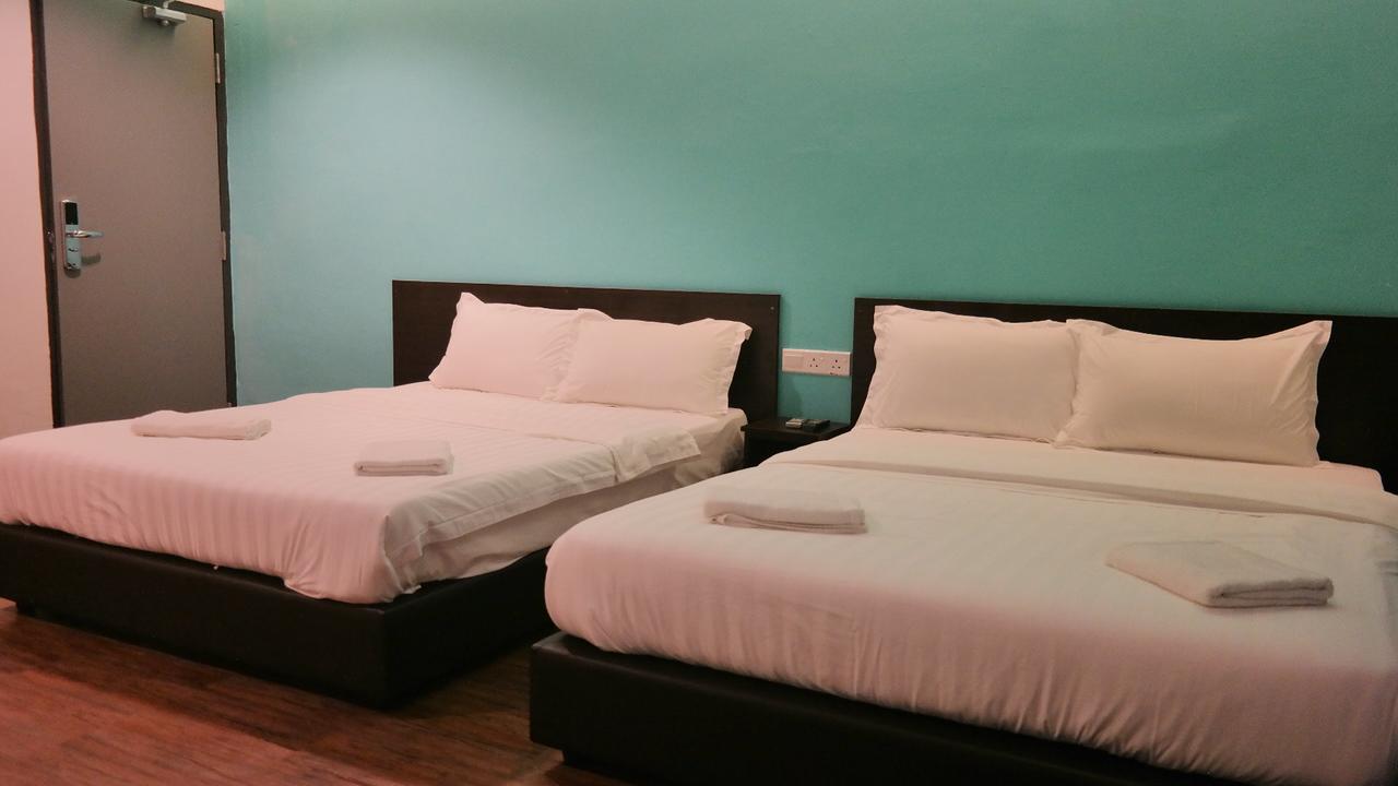 Clover Hotel Ипох Екстериор снимка