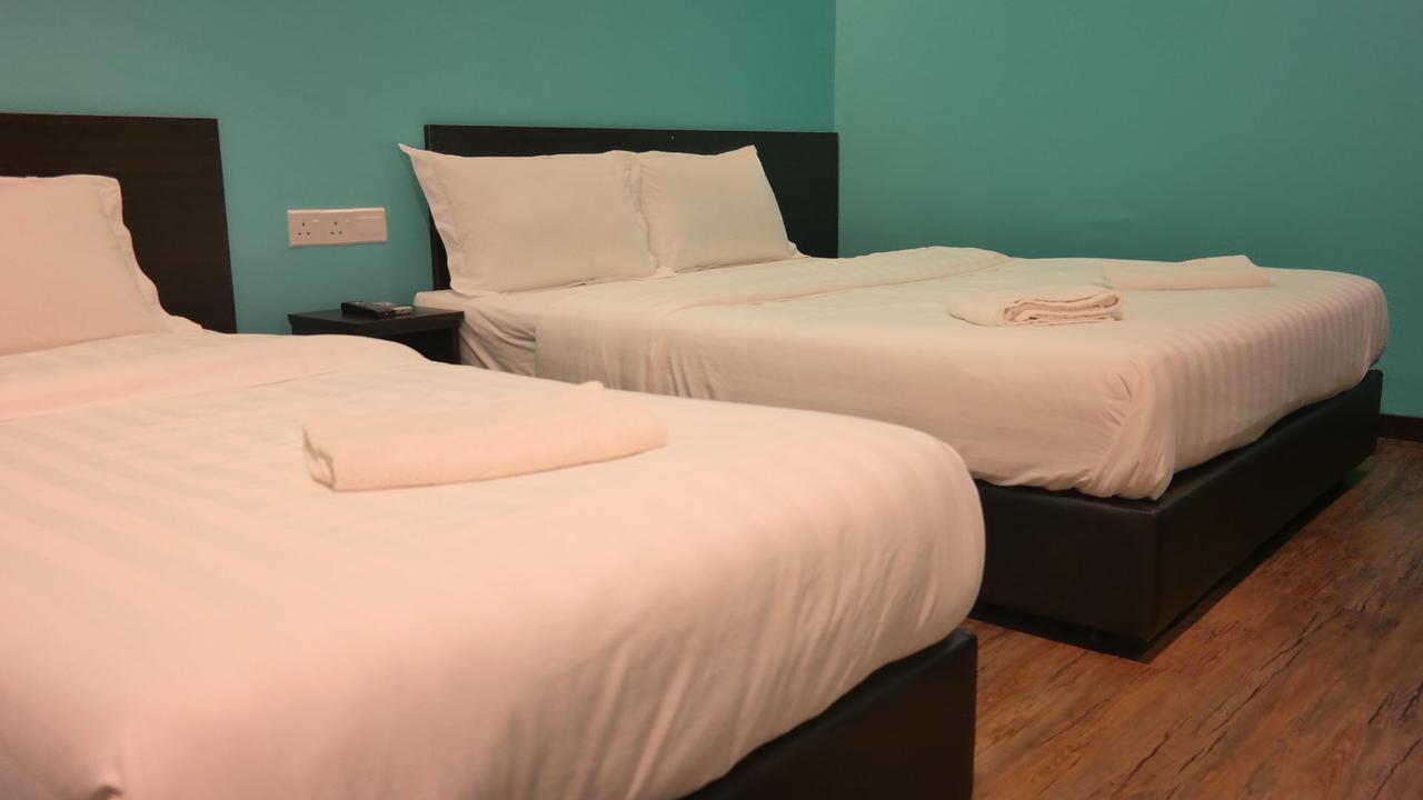 Clover Hotel Ипох Екстериор снимка