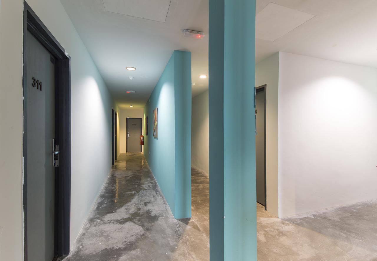 Clover Hotel Ипох Екстериор снимка